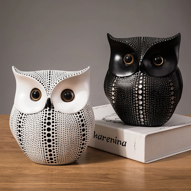 

Modern simple owl ornaments cute creative living room Nordic wine cabinet decorations book desktop model house furnishings