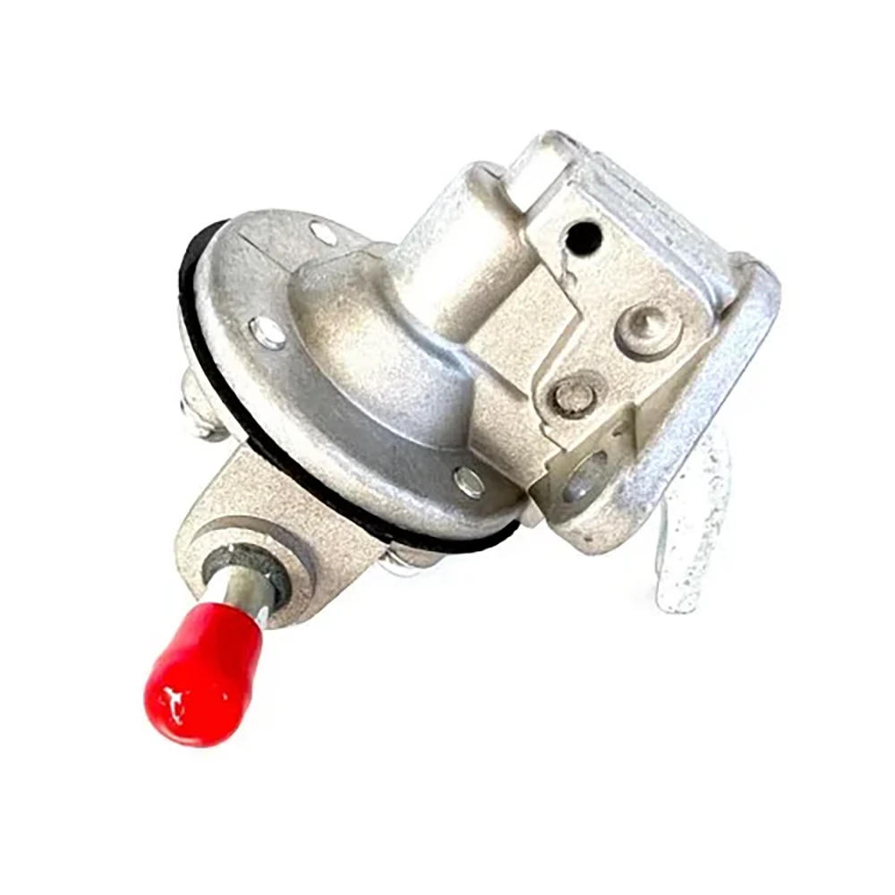 Топливный насос 15821-52030 подходит для трактора Kubota B7400HSD B7410D