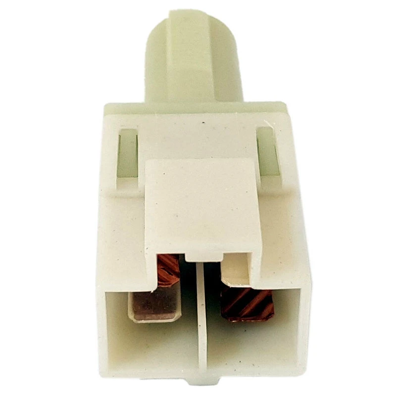 

Car Brake Light Switch Stop Parking Lamp Reverse Light Button for Chevrolet Captiva for Opel Antara 96628565