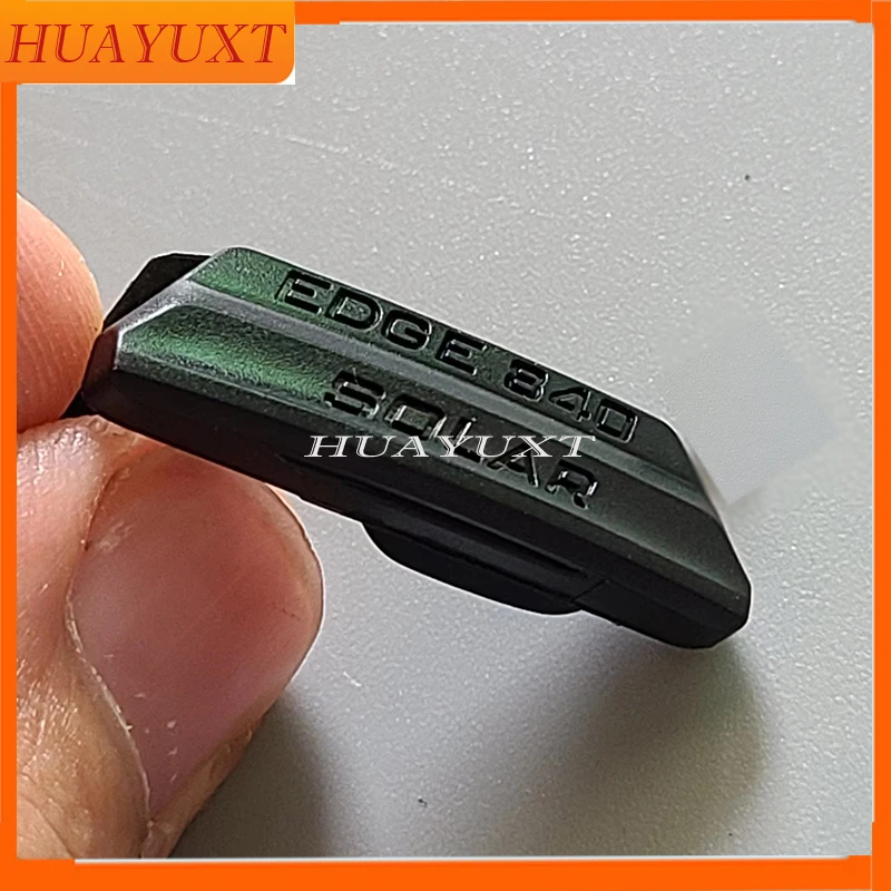 Фото Резиновая заглушка для Garmin Edge 540 Edge 840 USB, оригинальная резиновая заглушка нижнего интерфейса с винтом, запасные части. №2
