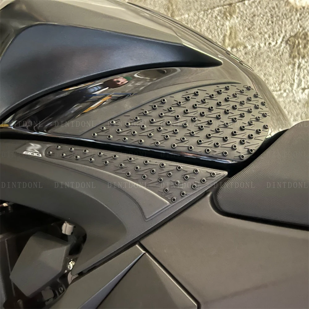 Наклейка на бак мотоцикла для KAWASAKI Z 800 2013-2016 Защитная коленный захват с газовым