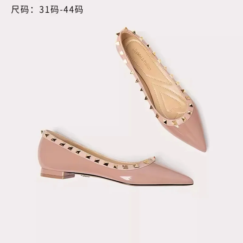 Рисунок 5 - Сандалии женские на низком каблуке