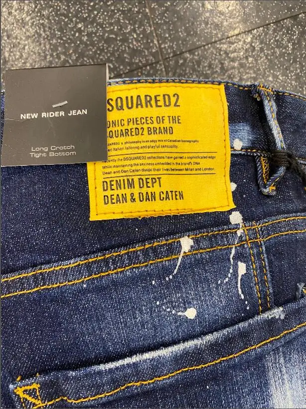 2022 New Fashion Trendy Brand Dsquared2 Men Washed Edging Hole Spray Paint Polka Dot Motorcycle Micro-cone Stitching Style A512