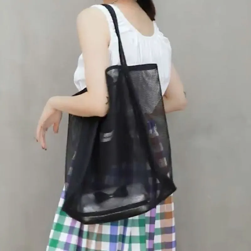 

2022 New Ins Wind Transparent Mesh Shopping Bag Fashion Light And Versatile Large-Capacity Portable Shopping Bag Beach Mesh Bag