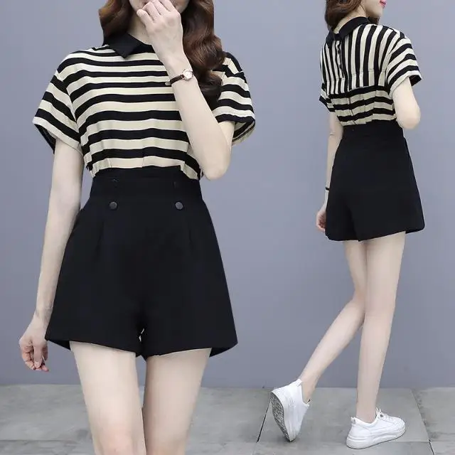 

2022 Summer Women's Fashion 2 Piece Sets Female Loose Short Sleeve Striped Shirt Tops + Loose Casual Shorts Ladies Suits Q151
