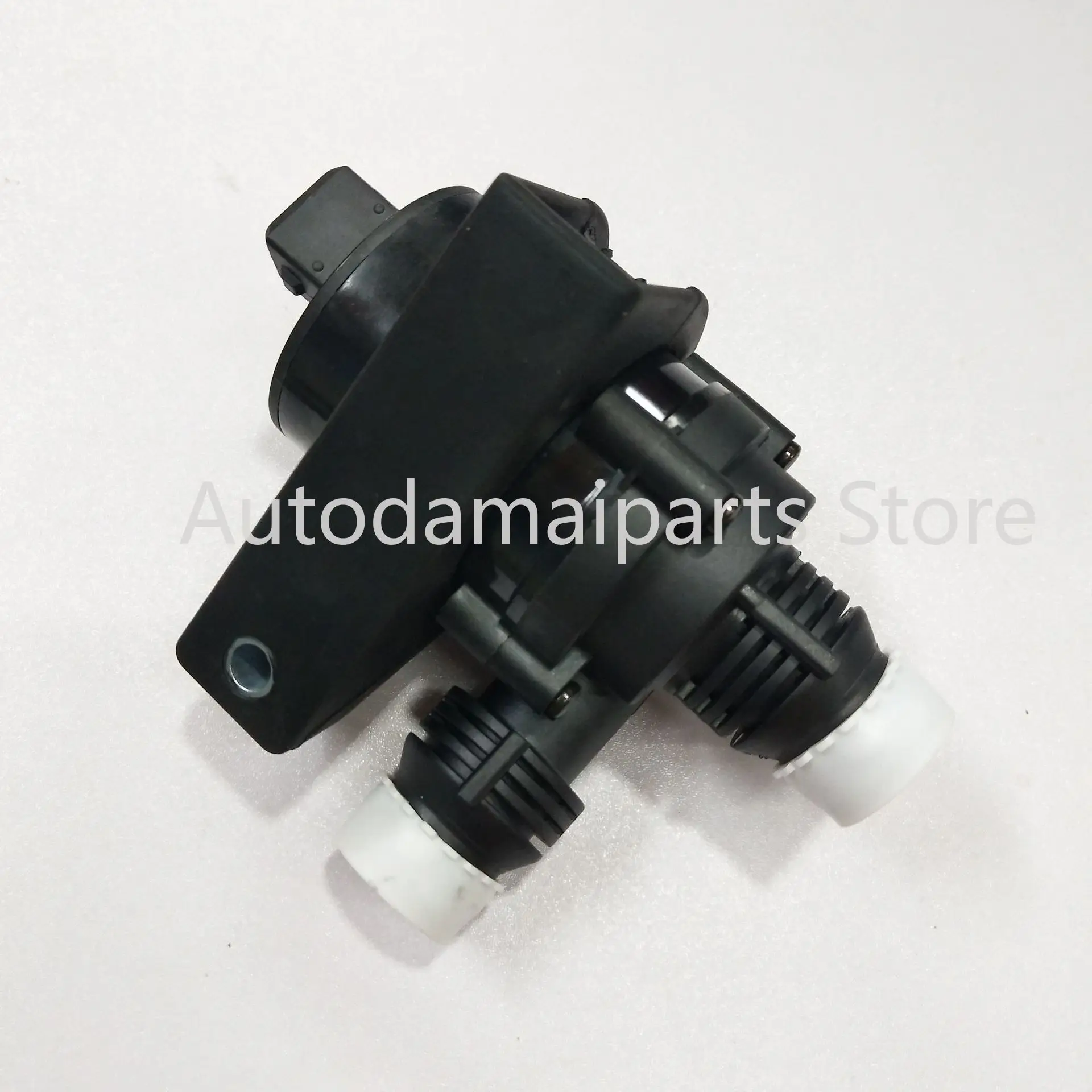 

Auxiliary water pump for For BMW E39 64116922699 coolant pump spot