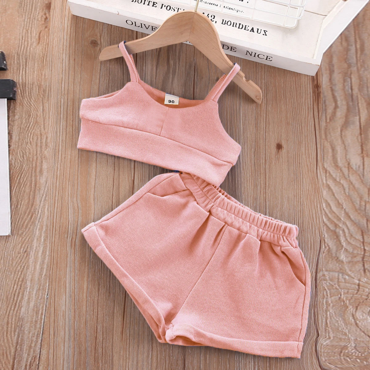 

Girls Clothing Sets Solid Vests & Shorts 2 Pcs Summer Fashion T-Shirts For Children Kids Outfits Party Clothes EX860