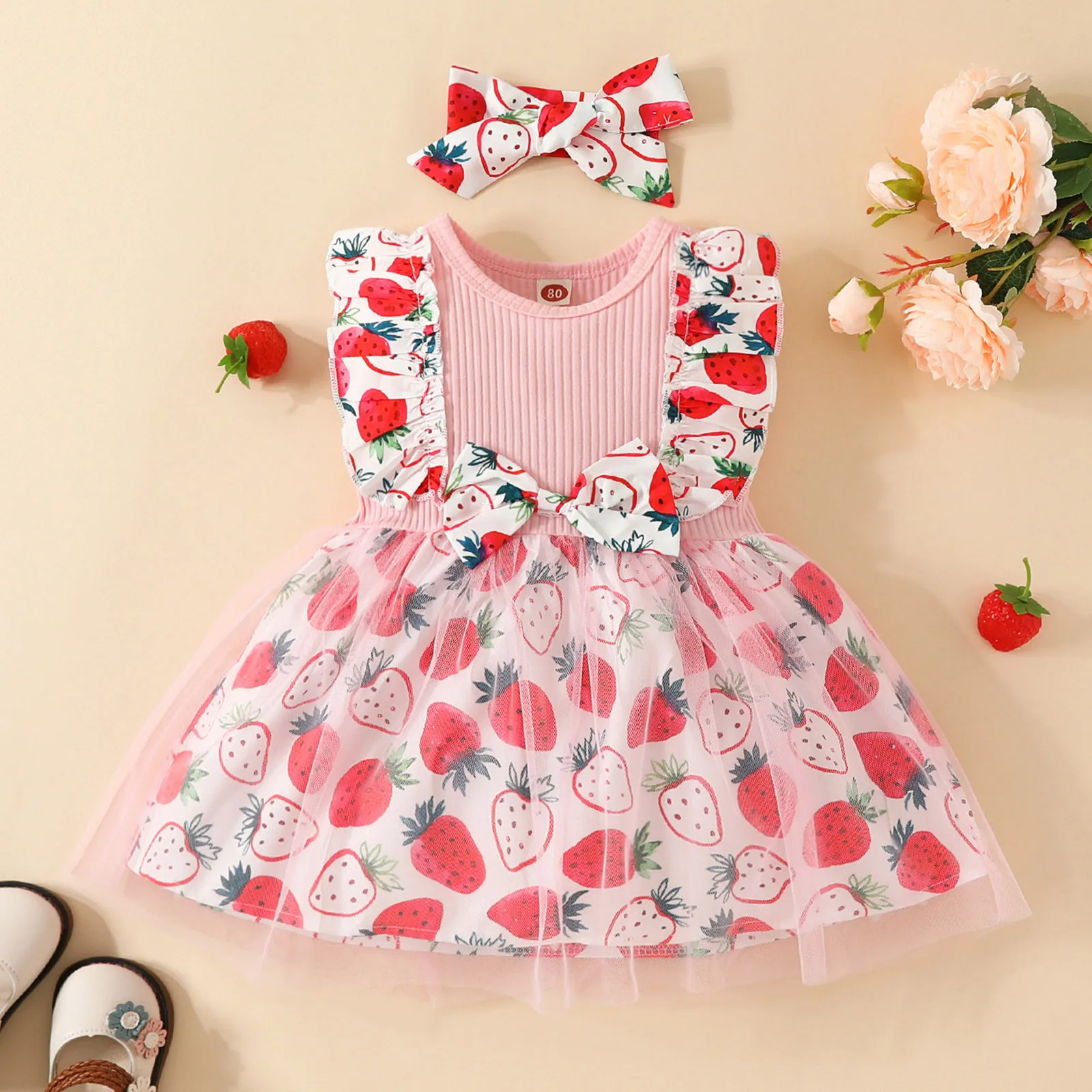 

Sweet Baby Strawberry Dresses For Girls Fly Sleeve Lace Tulle Dress Newborn Princess Party Dress Summer Baby Clothing 0-3Y