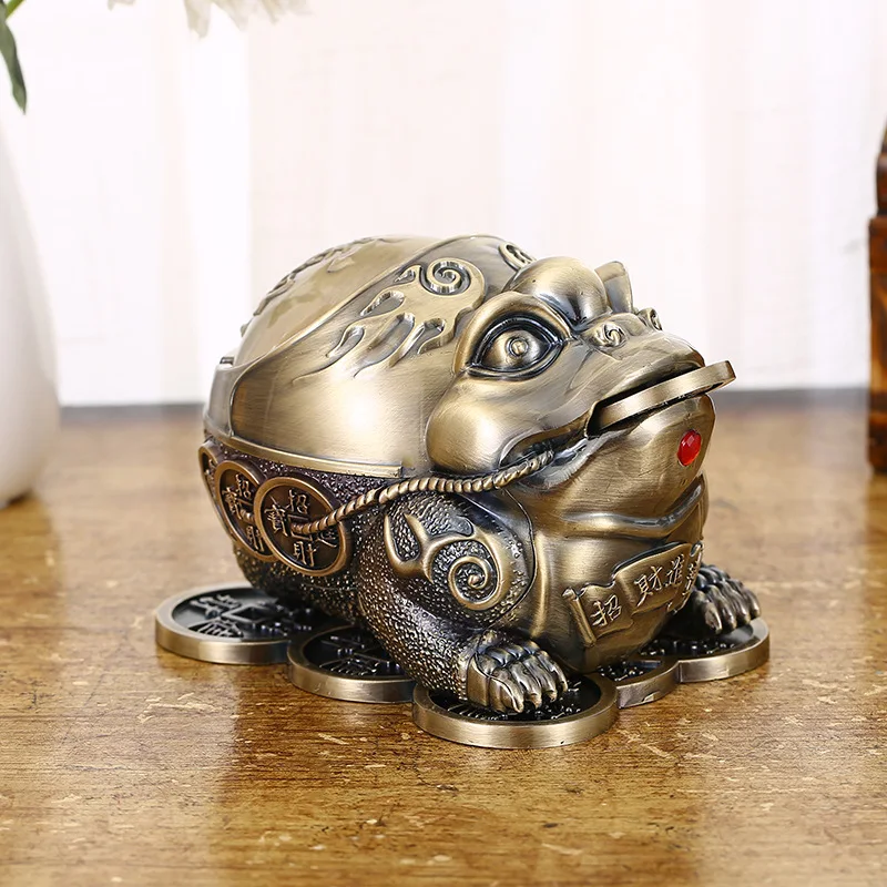 

Metal covered golden toad ashtray creative home living room office retro furnishings