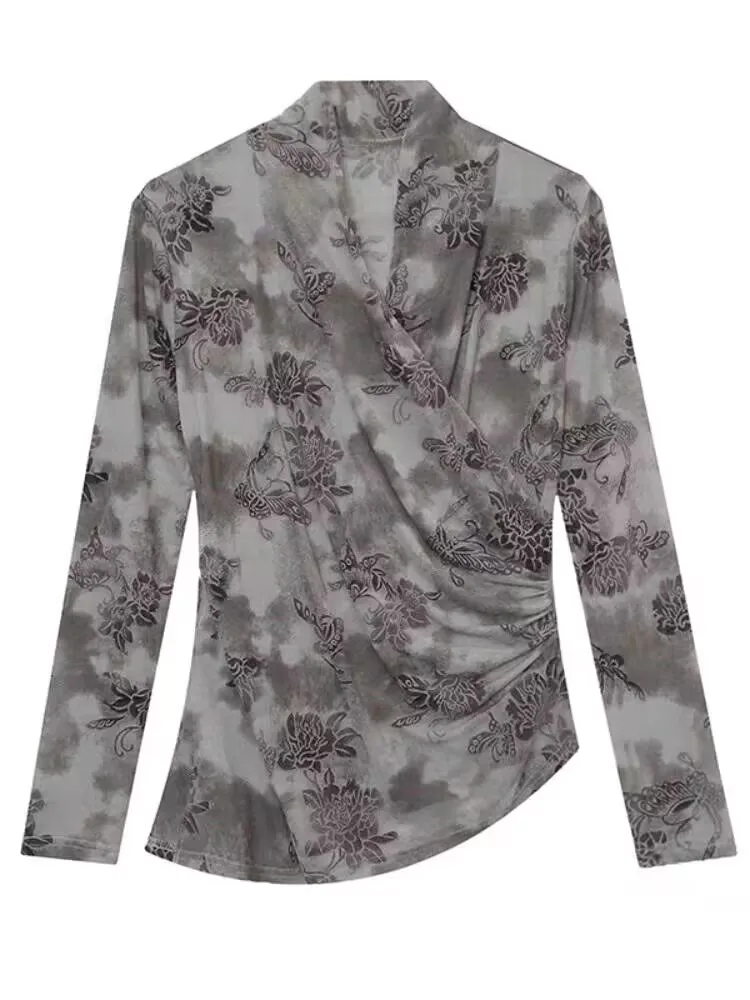 Женская футболка с длинным рукавом и V-образным вырезом