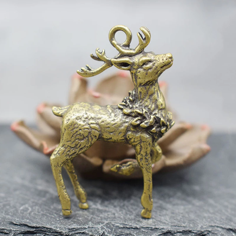 

Brass Handicraft Mini Elk Key Buckle Hanging Pendant Engraved Retro Bronze Trinket Car Keyring Christmas Gift Small Decoration