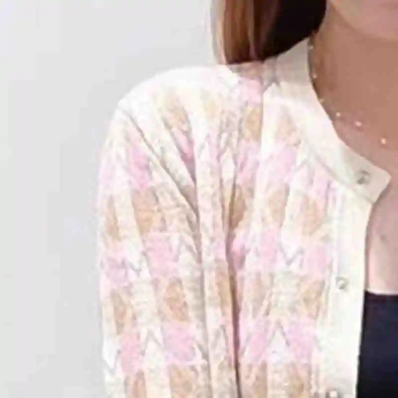 

Women Cardigan 2023 Autumn Diamond Pattern Long-sleeved Knitted Cardigan Jacket