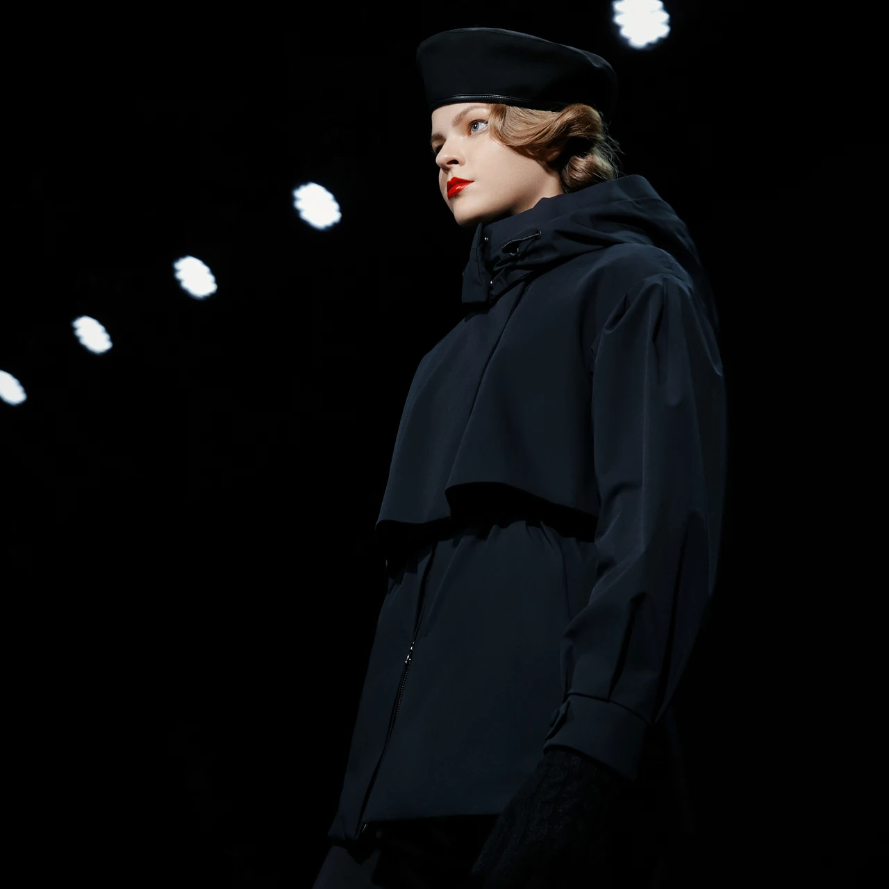 Женская зимняя куртка BOSIDENG