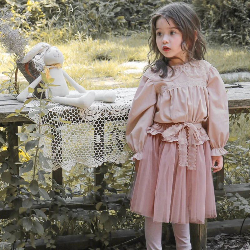 

Весенняя Корейская версия однотонной кружевной рубашки с отворотами для девочек, блузка в Стиле Лолита, блузка для девочек