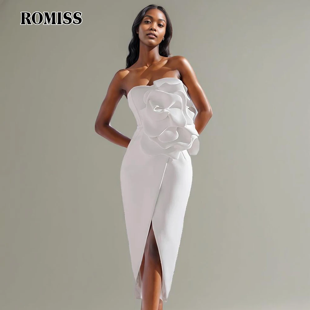 Платье женское облегающее без бретелек с высокой талией и аппликацией