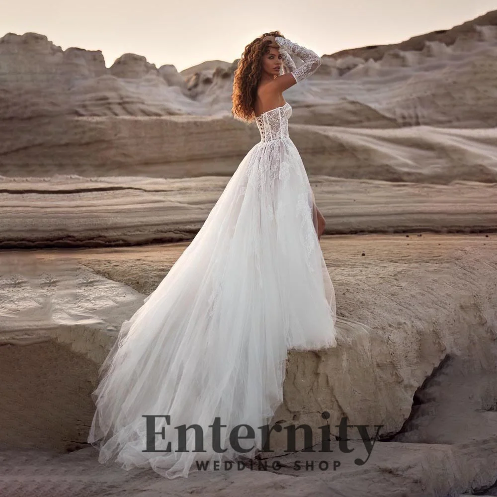 Свадебное платье трапециевидной формы с кружевной аппликацией сексуальное