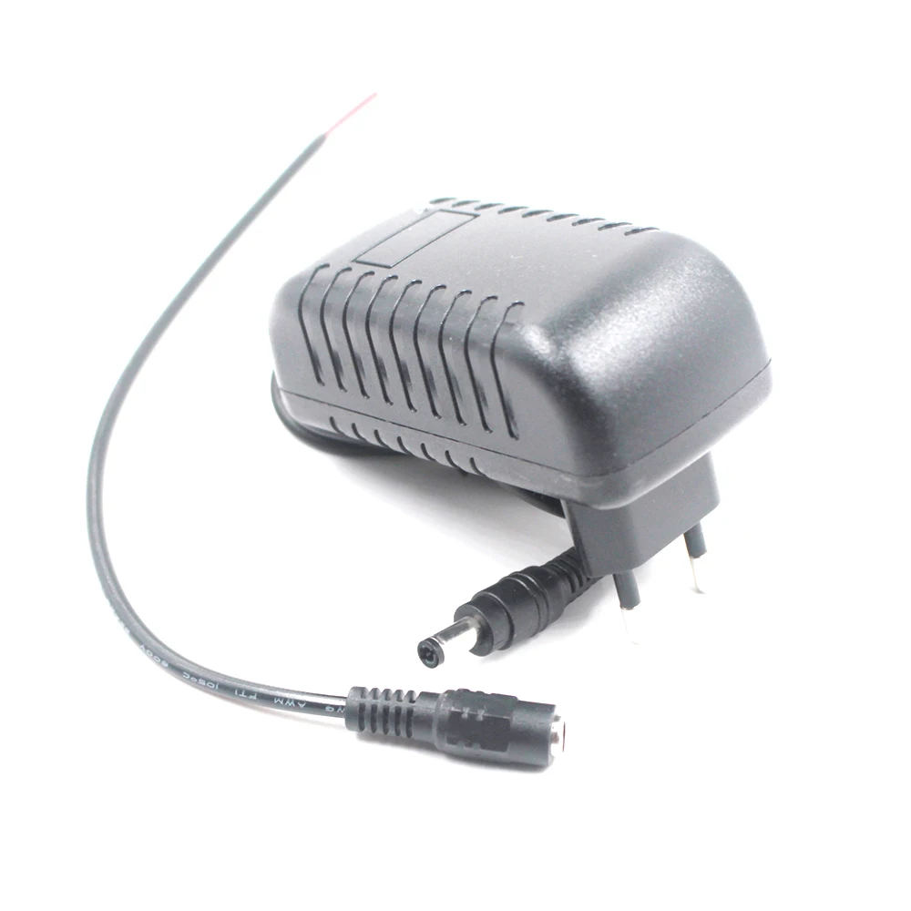 Deko 065-0220. Зарядное deko. Зарядное устройство deko dkcc5, 12в, 6а. Зарядное устройство для автомобильного аккумулятора phantom. Deko battery charger 5v.