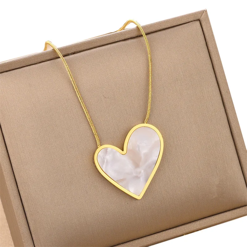 Асимметричный подвесной светильник в форме сердца из нержавеющей стали 316