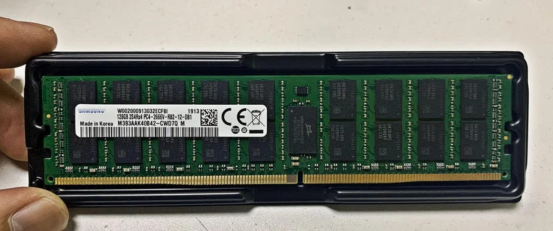 

RAM 128G 2S4RX4 PC4-2666V-RB2 DDR4 2666V ECC REG memory stick