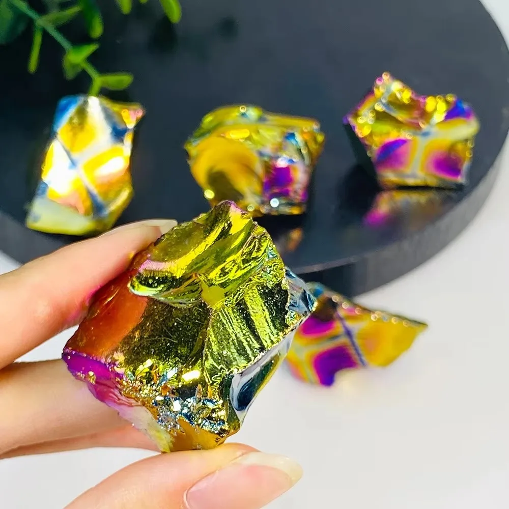 

Необработанный обсидиан, гальванический блеск