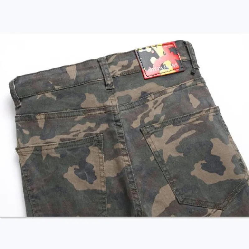 New Slim Fit Street Fashion Men's Jeans with Broken Holes, Folded Patches, and Mid Waist Camo Feet Pants