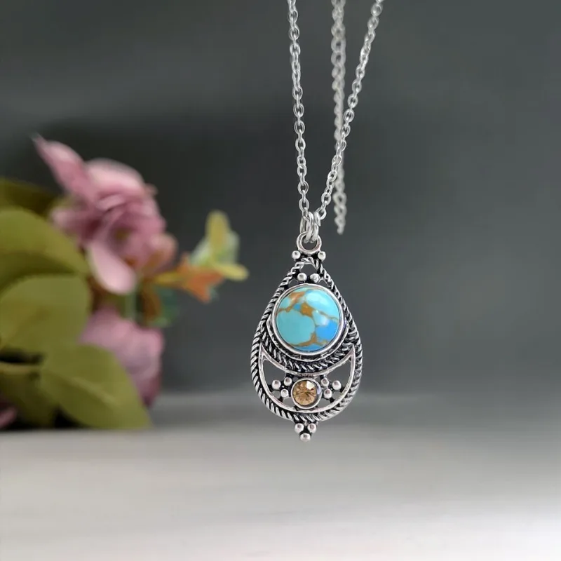 

Vintage Ethnic Style Round Turquoise Pendant Necklace for Women 2023 New Fashion Luxury Geometry Necklaces Jewelry Party Gifts