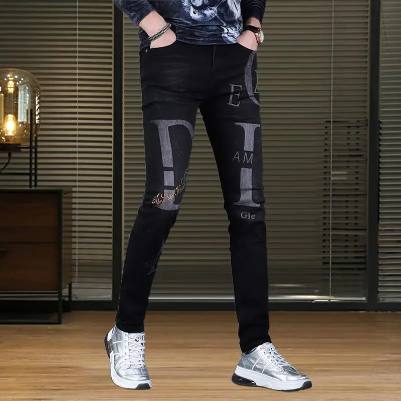 

High Quality Men's Diamond Printed Denim Pants Letters Decoration Fashion Casual Jeans Classic Slim Style Black Stretch Trousers