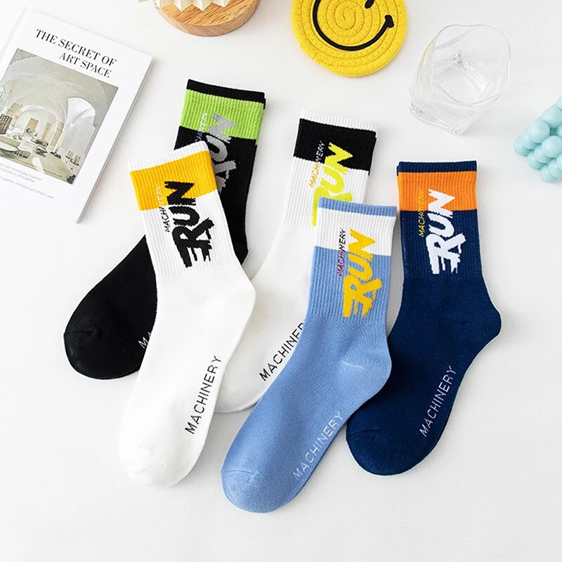 

1Pair Men Cotton Socks Letter Print Middle Tube Sock Female Breathable Non-slip Sports Socks Hiphop Street Style Socks