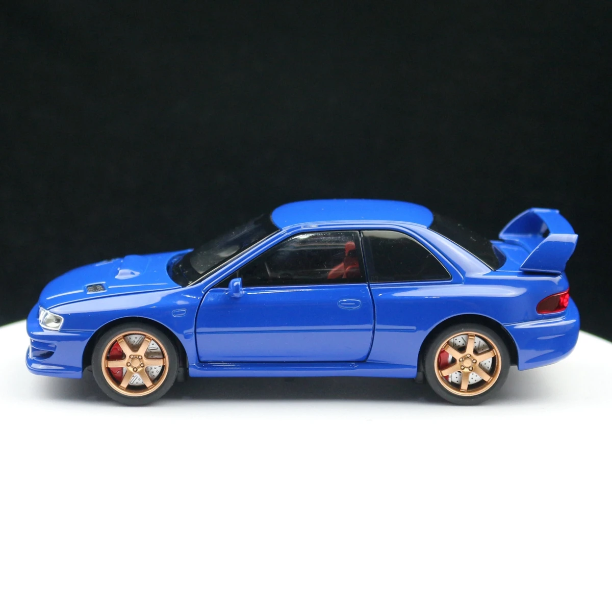 1/32 Subaru Impreza WRX 22B STI JDM модель игрушечного автомобиля литой под давлением