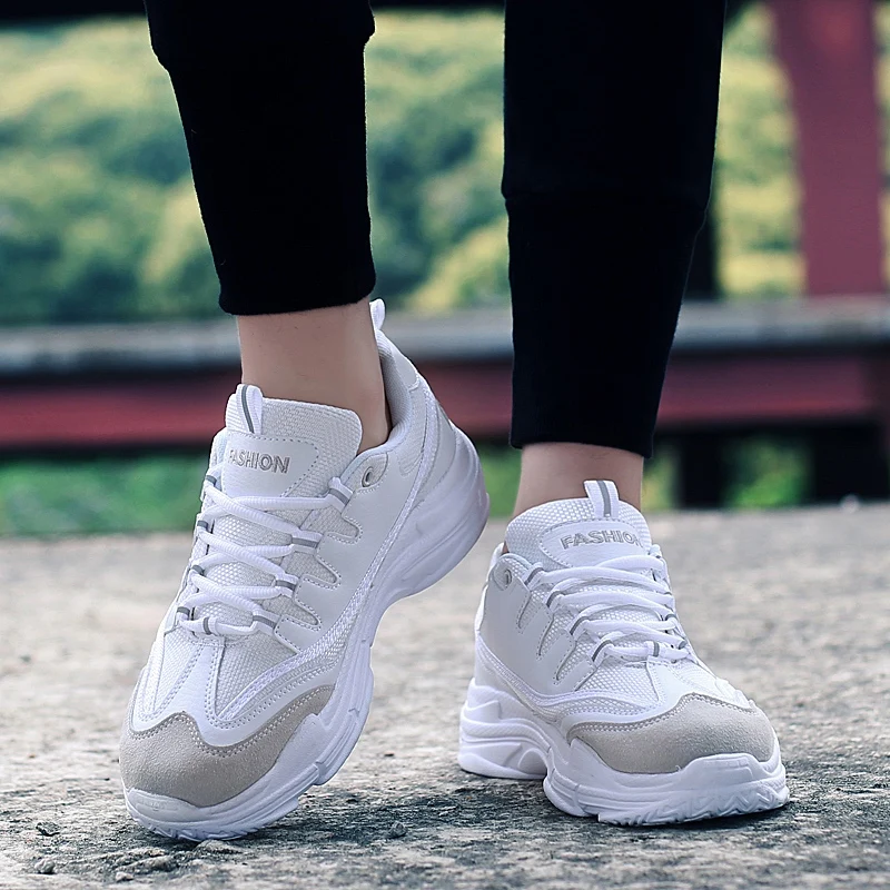 Couple Breathable Comfortable Casual Sneakers Adult Teenagers Outdoor Running Shoes Walking Shoes School Sports Shoes 35-44