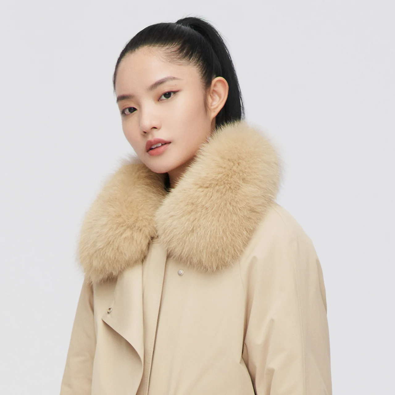 Женский пуховик BOSIDENG из лисьего меха