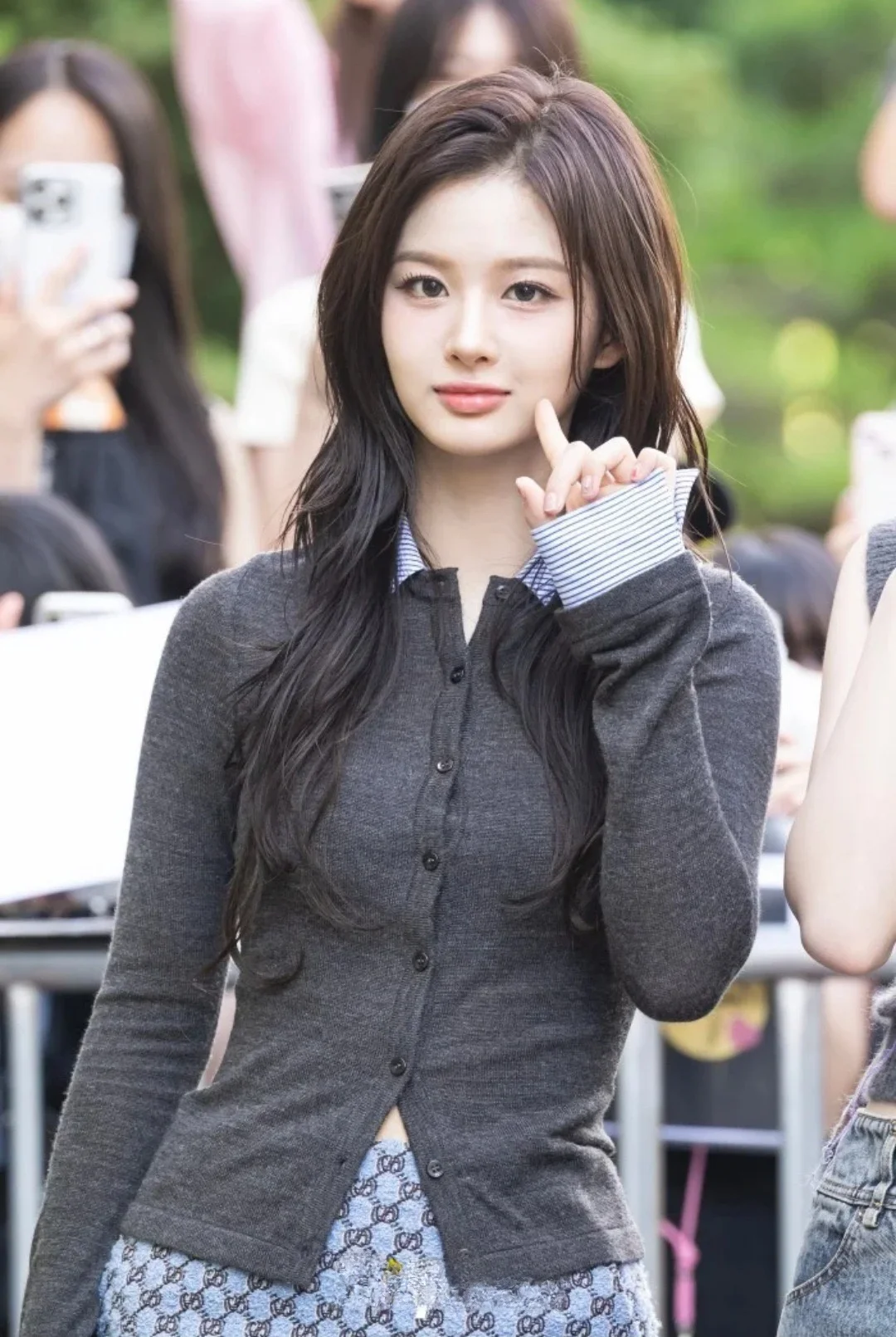 Южная Корея Yy24 Осень и зима Новый Qi Xue Yun Same Sle из двух частей в полоску стиле