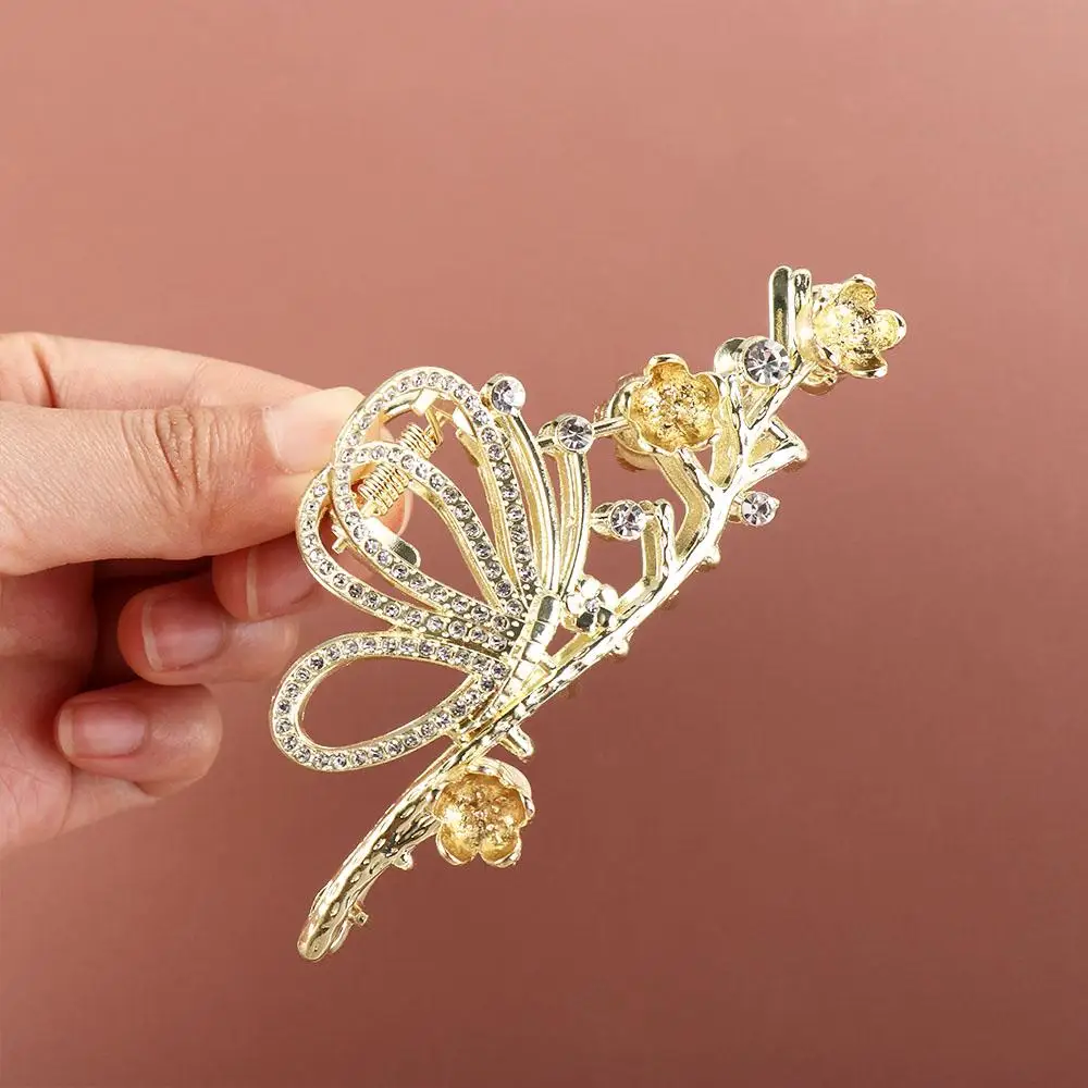 

Ponytail Holder For Girl Metal Temperament Women Hair Clip Flower Hair Claw Korean Style Crab Clip Hair Accessories