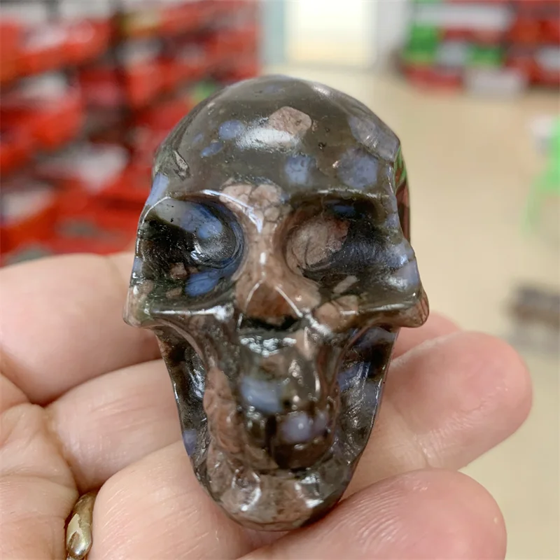 

Natural Stones Llanite Skull Carving Healing Crystals Ornament Reiki Gemstone Wicca Halloween Home Decorations 1pcs