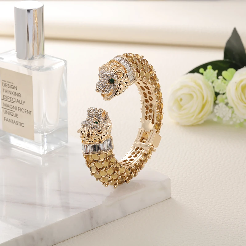 Модный браслет GrayBirds из смолы с двумя головами животными и львом женское