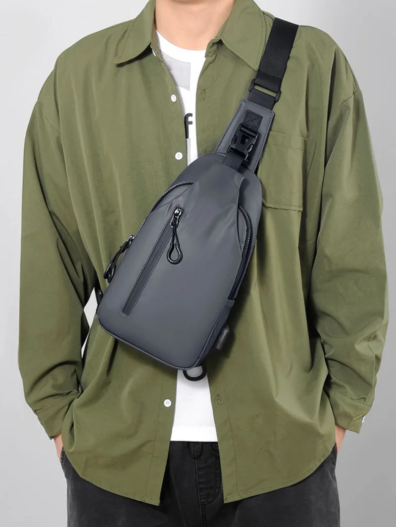 Men chest bag new fashion one shoulder Outdoor Sports Casual Multi Functional Crossbody Bag