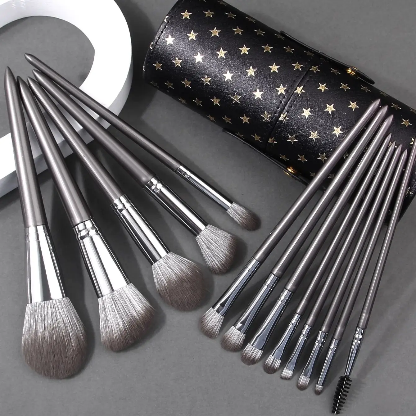 Набор многофункциональных косметических кистей женский набор из 14 предметов с
