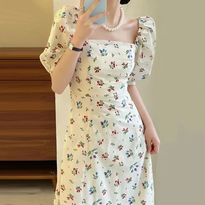 

Korean chic summer French simple square collar exposed collarbone closed waist thin bubble sleeve floral dress long skirt women