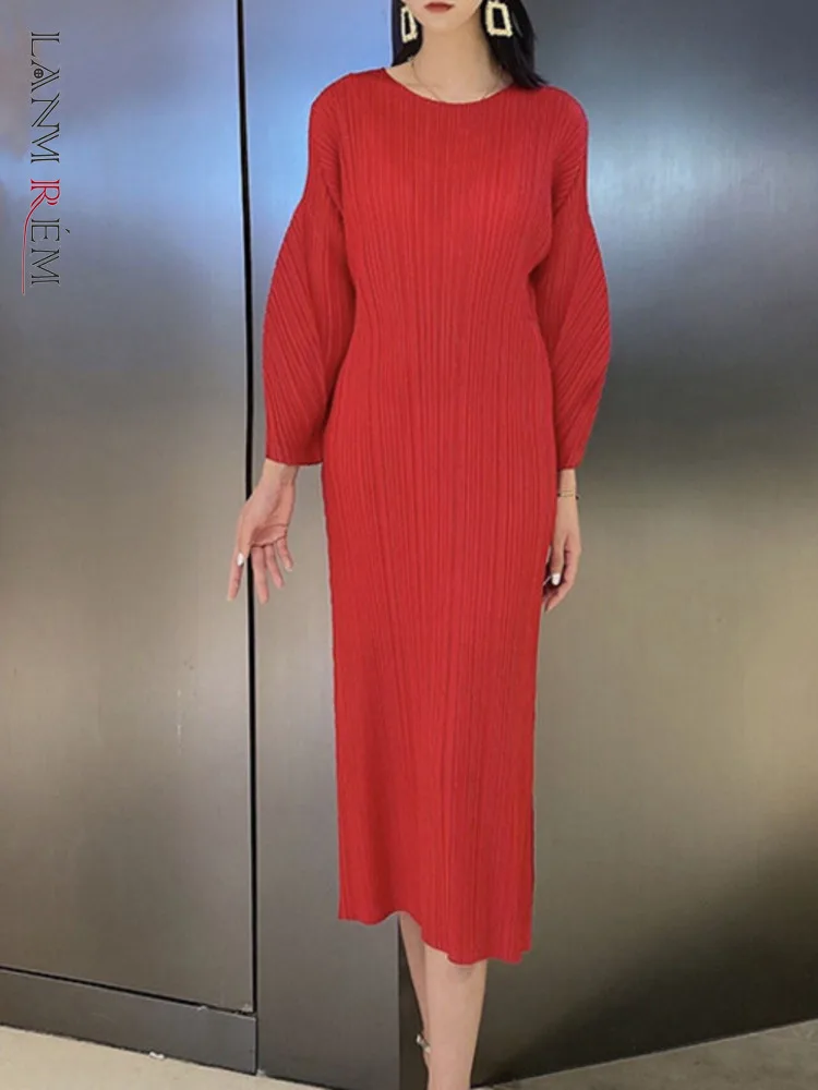 

LANMREM 2023 Pleated Dress for Women Round Neck Long Puff Sleeve Slim Casual Elastic Female Elegant Dresses 2D3765