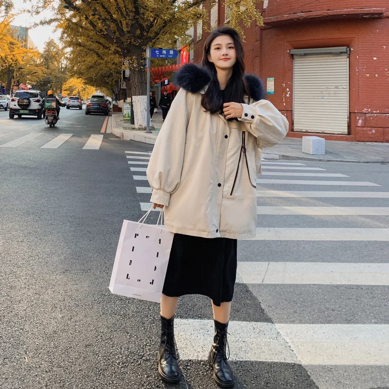 Send a girl to overcome the winter and add velvet coat and cotton-padded jacket to cotton-padded jacket.