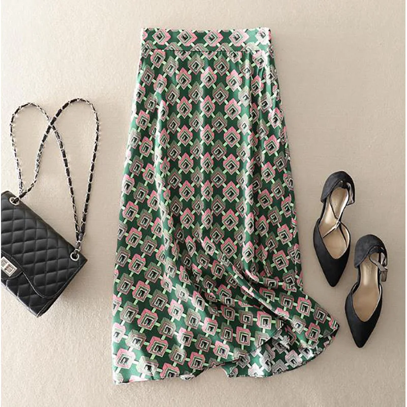 

2022 New Elegant Retro Green Printed Silk Skirt A-line Skirt Big Swing Skirt High Waist Slim Long Skirt