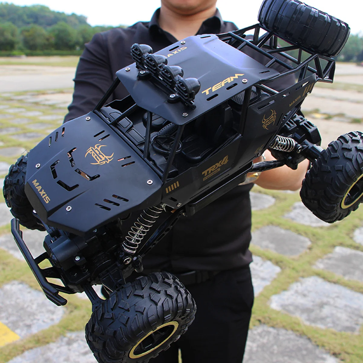 

37CM / 28CM Kids Big 4x4 Remote Control Trucks 4WD RC Car 2.4G Radio Control Car Buggy Off-Road 4x4 Truck Boys Toys for Children