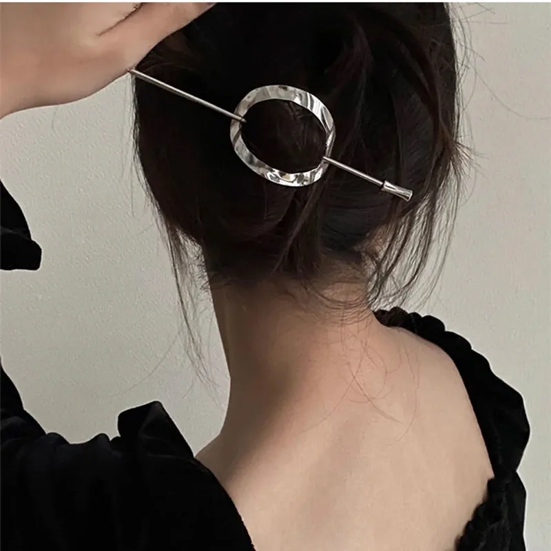 

Curved Metal Hairpin Geometric Diamond Hairpin Hairpin Hairpin Back Head Clip Gold and Silver Temperament Hair Accessories