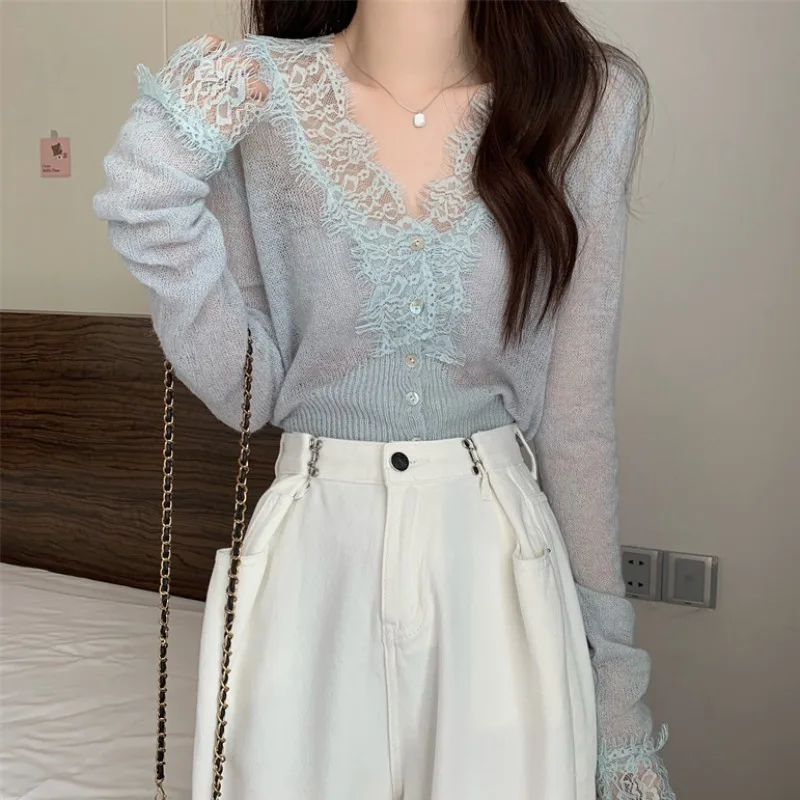 

2023 Korean Fashion Chic Vintage Sweater Lace Women Autumn Winter Knitted V-Neck Cardigans Elegant Top