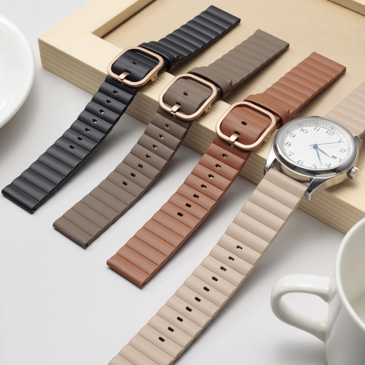 20mm Watch Band leather for Samsung Galaxy Watch Active 2 40 44mm Sport  Smart Wristbands for huawei Watch Straps for Men Women