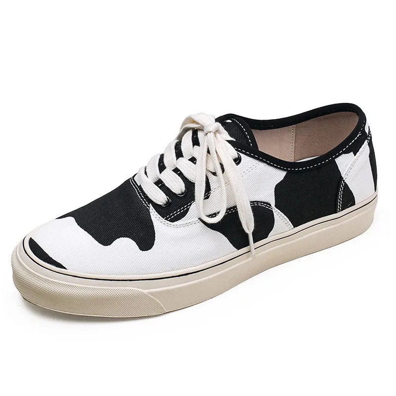 

Concise Mens Canvas Shoes Fashion Designer Round Toe Cow Pattern Breathable Platform Flats Younger White Zapatos For Male ERRFC