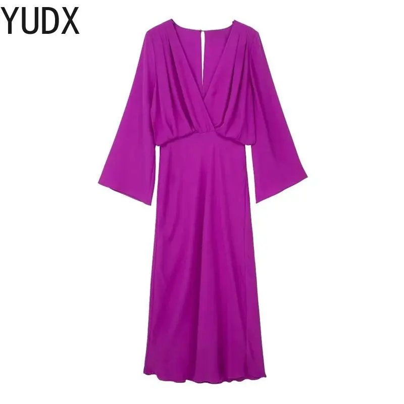 Рисунок 4 - Женское однотонное платье-миди