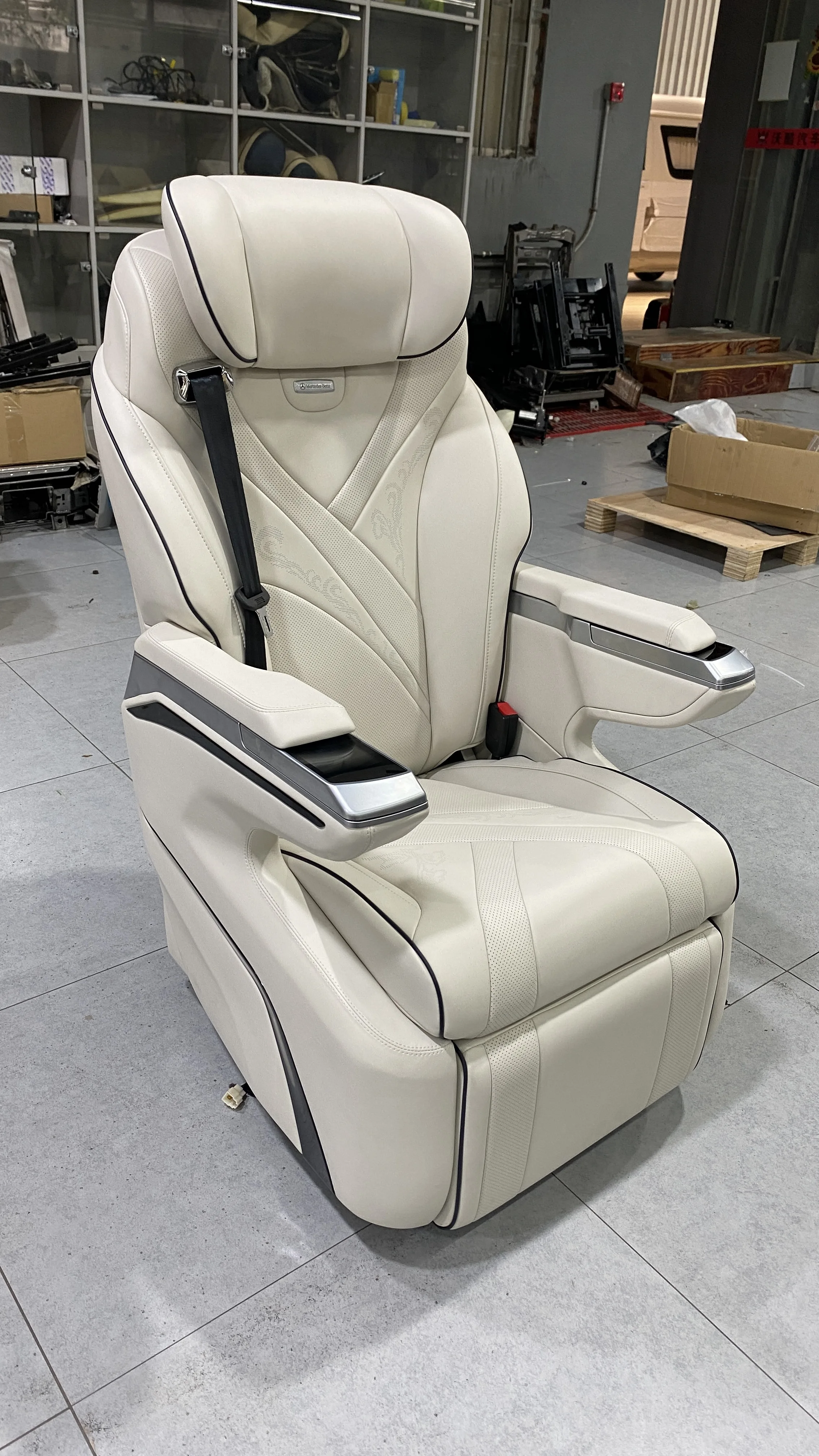 VIP электрическое модифицированное сиденье капитана для Mercedes Vito Metris Sprinter