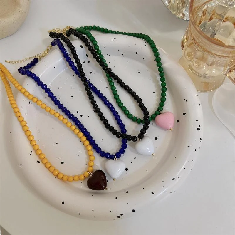 

Minar Romantic Candy Color Love Heart Pendant Necklaces for Women Femme Beaded Strand Chain Choker Necklace Casual Daily Jewelry