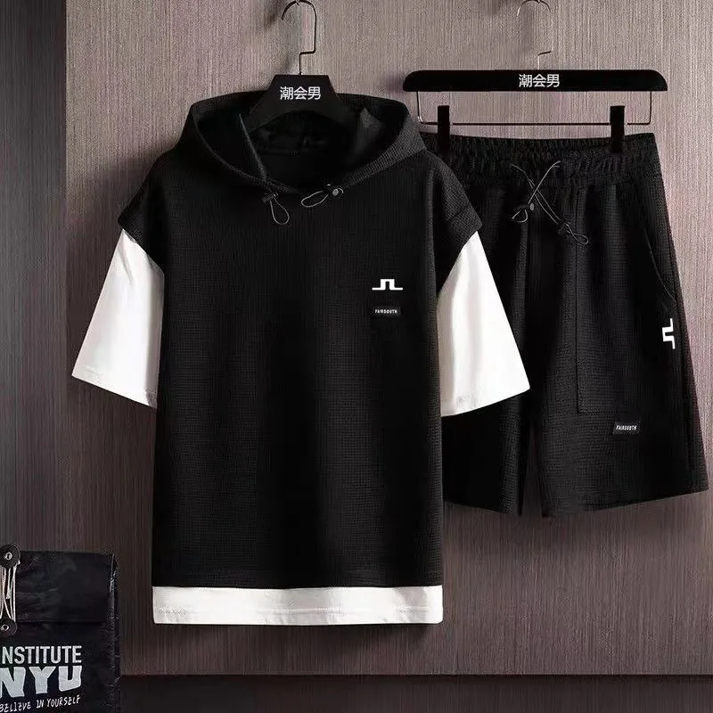 

Golf Wear Men 2-piece set Summer Horse Golf clothing Men Golf Suit Golf T-shirt Golf Shorts Suit Hooded Men Golf Wear T Shirts